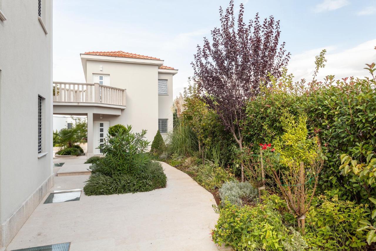 Luxury Apartments Vila Carissa Malinska Luaran gambar