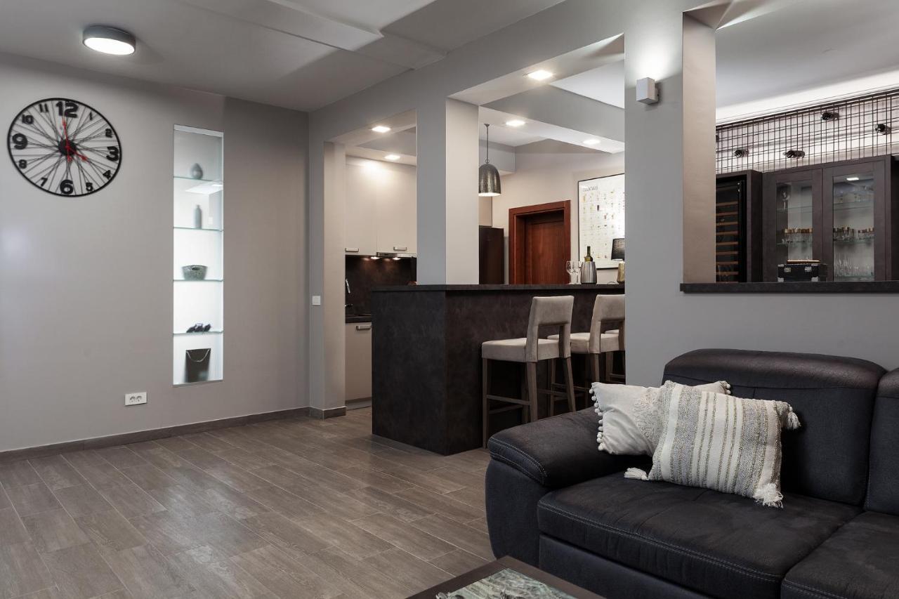 Luxury Apartments Vila Carissa Malinska Luaran gambar